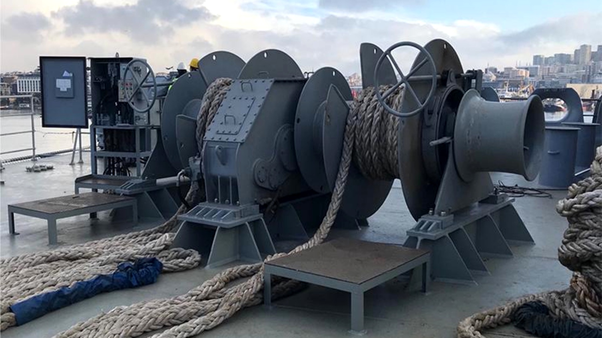 Mooring winches and capstan recovered for resale